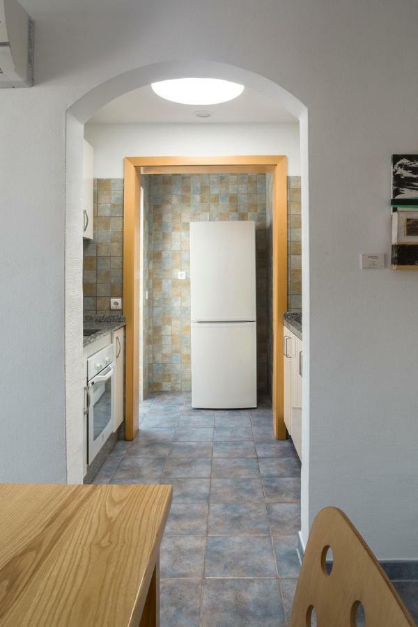 Two-Bedroom Apartment,909657292:JPEG